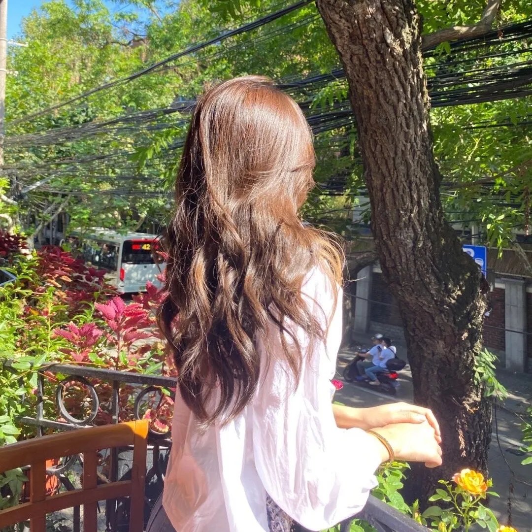 解开他的蝴蝶结